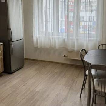 Продается 1-комнатная квартира, 41 м²