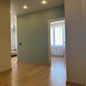 Продается Многокомнатная квартира, 72,2 м²