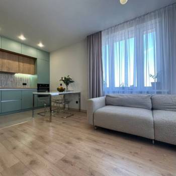Продается Многокомнатная квартира, 72,2 м²
