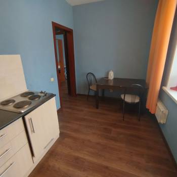 Сдается 1-комнатная квартира, 42 м²