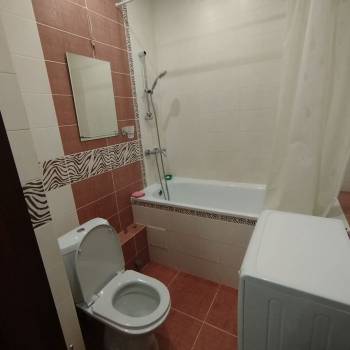 Сдается 1-комнатная квартира, 42 м²