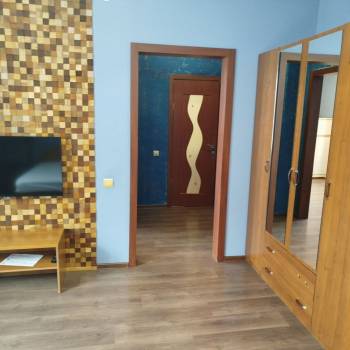 Сдается 1-комнатная квартира, 42 м²