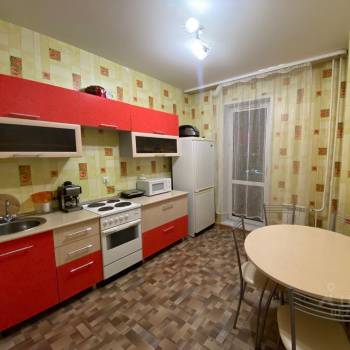 Сдается 1-комнатная квартира, 44 м²