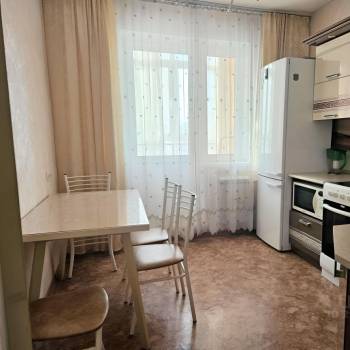 Сдается 2-х комнатная квартира, 56 м²