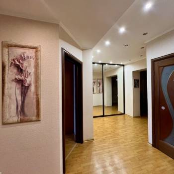 Сдается 2-х комнатная квартира, 72 м²
