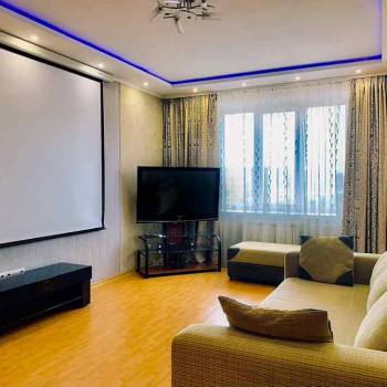Сдается 2-х комнатная квартира, 72 м²