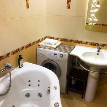 Сдается 2-х комнатная квартира, 72 м²