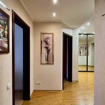 Сдается 2-х комнатная квартира, 72 м²