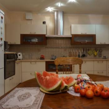 Продается Многокомнатная квартира, 212 м²