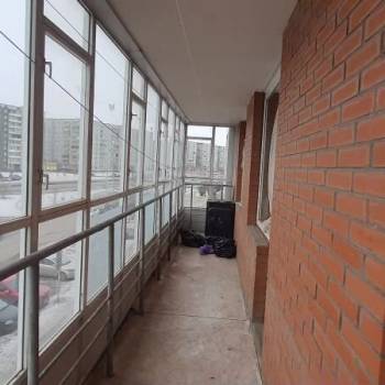 Продается 1-комнатная квартира, 63,9 м²