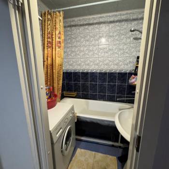 Продается Многокомнатная квартира, 80,59 м²