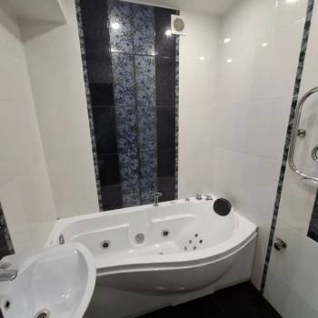 Сдается 2-х комнатная квартира, 56 м²