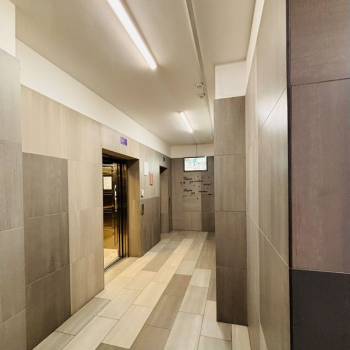 Продается 1-комнатная квартира, 41 м²