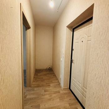Продается 1-комнатная квартира, 41 м²