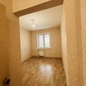 Продается 1-комнатная квартира, 41 м²