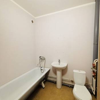 Продается 1-комнатная квартира, 41 м²