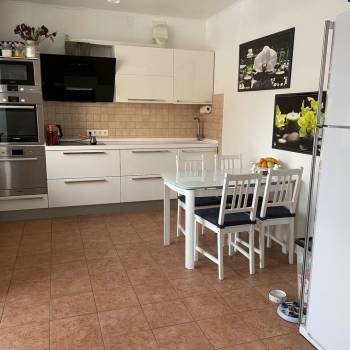 Продается Многокомнатная квартира, 124 м²