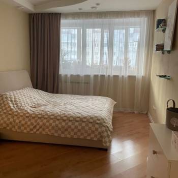 Продается Многокомнатная квартира, 124 м²