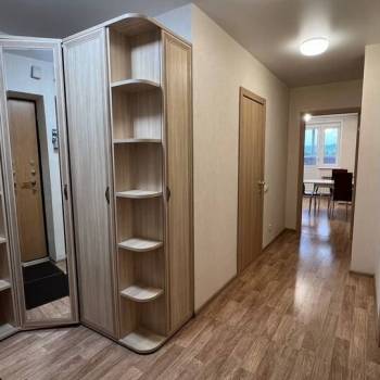 Сдается Многокомнатная квартира, 80 м²