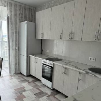 Сдается 1-комнатная квартира, 41,7 м²