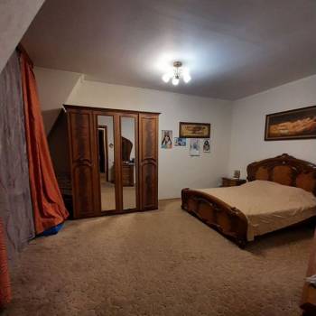 Продается 3-х комнатная квартира, 132,7 м²