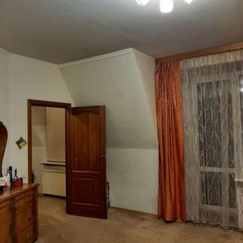 Продается 3-х комнатная квартира, 132,7 м²