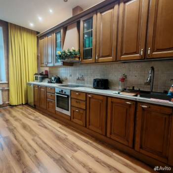 Продается Многокомнатная квартира, 150,7 м²