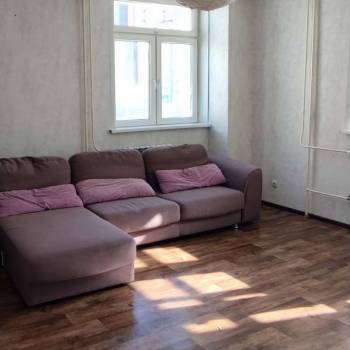 Продается 1-комнатная квартира, 48 м²