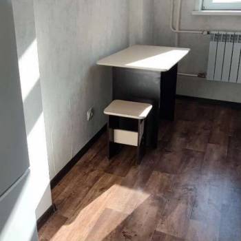 Продается 1-комнатная квартира, 48 м²