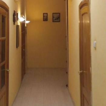 Сдается Многокомнатная квартира, 90 м²