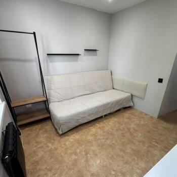 Продается 1-комнатная квартира, 19 м²
