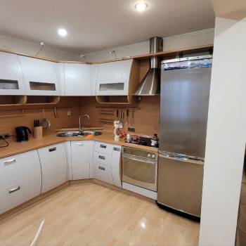 Продается Многокомнатная квартира, 100,3 м²