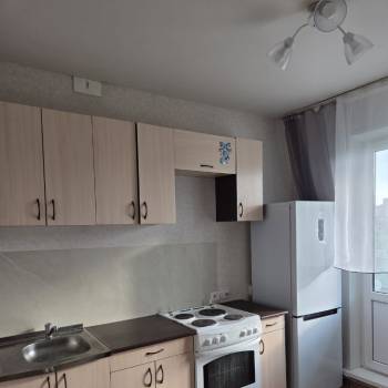 Сдается 1-комнатная квартира, 41 м²