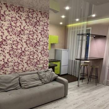 Продается 1-комнатная квартира, 32 м²