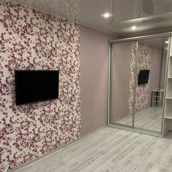 Продается 1-комнатная квартира, 32 м²