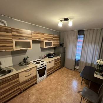 Сдается 1-комнатная квартира, 45 м²