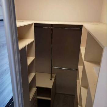 Продается 1-комнатная квартира, 41 м²