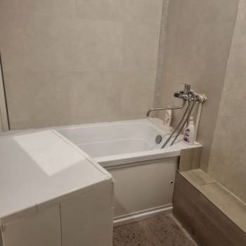 Продается 1-комнатная квартира, 32 м²