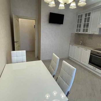 Сдается 1-комнатная квартира, 47 м²