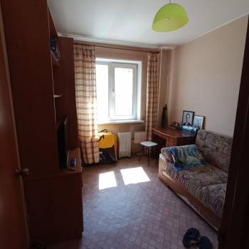 Продается Многокомнатная квартира, 79,7 м²