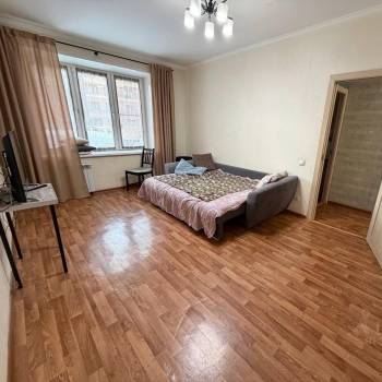 Сдается 1-комнатная квартира, 38 м²