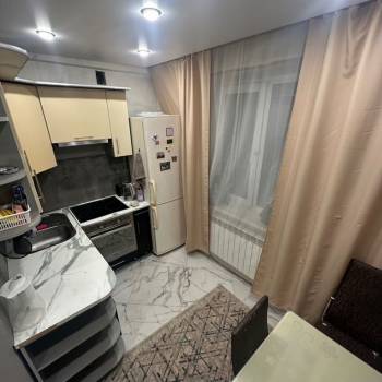 Продается 1-комнатная квартира, 35 м²