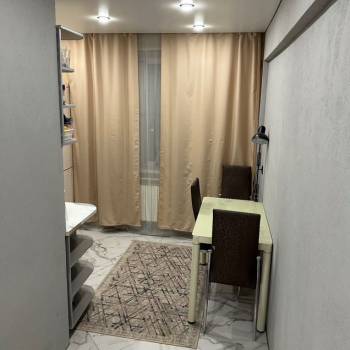 Продается 1-комнатная квартира, 35 м²