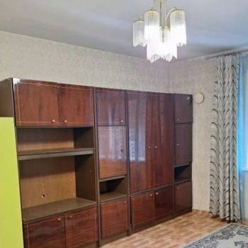 Сдается 1-комнатная квартира, 47 м²