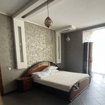 Сдается 2-х комнатная квартира, 60 м²
