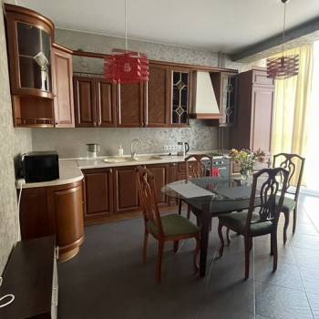 Сдается 2-х комнатная квартира, 60 м²