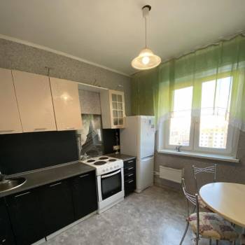 Сдается 1-комнатная квартира, 35 м²