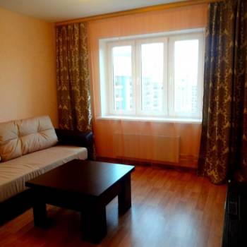 Сдается Многокомнатная квартира, 82 м²
