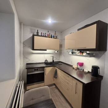 Продается 1-комнатная квартира, 43 м²
