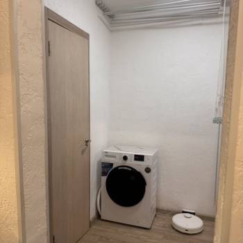 Продается 1-комнатная квартира, 43 м²